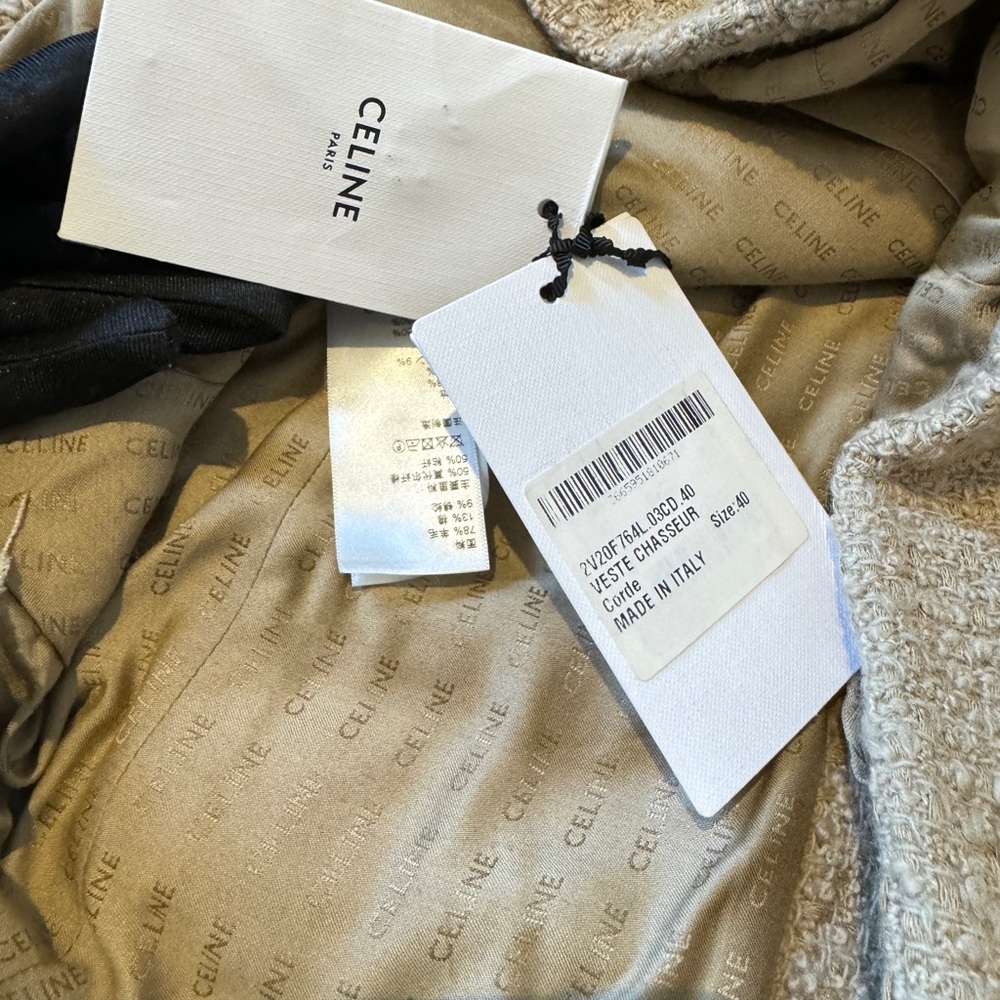 CELINE Beige Tweed Classic Jacket Blazer - Picture 4 of 4